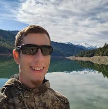 Spring in my garden! Happy Morel Monday! 🍄