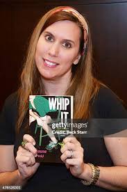 22 Amy Talkington Signs And Discusses Her New Book Liv Forever Stock  Photos, High-Res Pictures, and Images