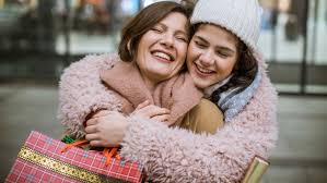 Une pub de Noël met en scène une maman solo et sa fille, et c'est ...
