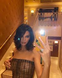 Twitter egyvaness, adeilhmm dan maoshialsamyy. Kendall Kendalljenner Twitter