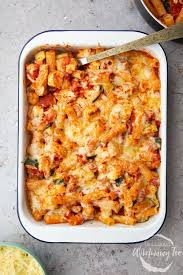 Delicious And Filling Smokey Halloumi Pasta Bake Recipe Recipe In 2020 Baked Pasta Recipes Halloumi Pasta Recipes
