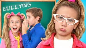 Alina and Daniel pretend to play a maze challenge