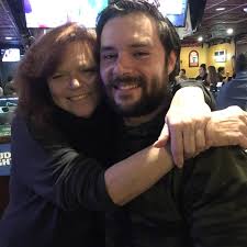 Help ! Valentine's Day is approaching and need to make reservations… But  where ???