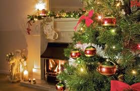 From garlands to nutcrackers, bring the spirit of christmas to every room without breaking the bank. Best Christmas Home Decor Ideas Home Decor Ideas