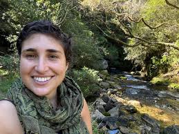 🌿 Looking for Work in Golden Bay, Motueka Valley, or Nelson! 🌿** Hey  everyone! 😊 my name is Tal, I'm 29 and currently looking for job  opportunities. A little about me: 🌱