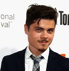 Erica doesn't appear to have feelings for benny due to him being unpopular, though she prefers him to his best friend, ethan morgan. 11 My Babysitter S A Vampire Cast Now Ideas My Babysitter S A Vampire Babysitter Vampire