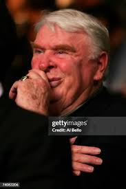 5,995 Guy Hernandez Photos & High Res Pictures