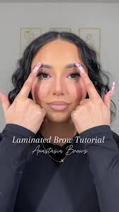 Best Eyebrow Products for Achieving the Laminated Brow Look