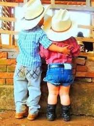 Setelah nonton video tutorial hijab segi empat simple, lanjut ke langkah mudah dalam gambar yuk! 170 Ideias De Cowboy Style Fotos Casais Country Casal Country Casais Country