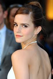 As a bonus, a name who is not an international celebrity, but who is very well known in israel: 27 British Celebrities Who Have Cooler Middle Names Than You Emma Watson Fotos De Emma Watson Imagenes Emma Watson