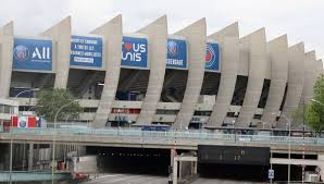 Ici, retrouvez toutes les dernières actualités du parc des princes et achetez vos billets pour être à la première place des plus belles rencontres de ligue 1 uber eats et de ligue des champions. Psg Quelles Conditions Sanitaires Pour Le Retour Des Supporters Au Parc Des Princes