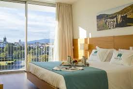 With a capacity for 100 people, foral de valdevez restaurant is open to guests and the general public, serving a varied and complete breakfast buffet. Suite Junior Picture Of Luna Arcos Hotel Arcos De Valdevez Tripadvisor