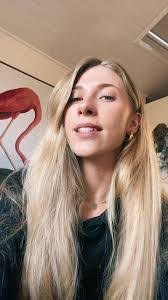 Eleanor Henson's Instagram, Twitter & Facebook