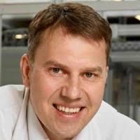 10+ "Peter Feist" profiles