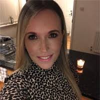 Katie Wiles's Instagram, Twitter & Facebook