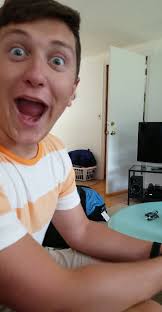 Emma Conti (@3mmaconti)