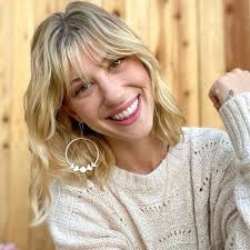 This week we are excited to introduce you to Tara Hagman with Hello Luna  Creative who will be joining us from Durango, Colorado. Tara first fell in  love with metalsmithing when she