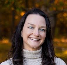 Candice Fay's Instagram, Twitter & Facebook