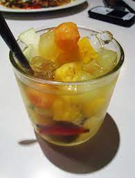 Tujuannya tentu saja dong agar es buah yang kita agar lebih nikmat, es buah mangga bisa juga kita campur dengan buah anggur. Es Buah Wikipedia