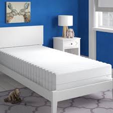 Im schlafzimmer dreht sich alles rund ums bett. Xxl Lutz Betten Wayfair De