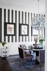 Black and white wallpaper dining room. Modern Dining Room With Striped Wallpaper Diningroom Diningroomideas Decor Stripes Chandelier B Inreda Vardagsrum Ideer For Heminredning Design Inredning