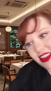 Dining Drama: Karen's Early Arrival Story