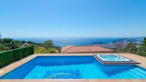 Villa Magnifique Pour Toute La Famille Avec Piscine Privee Et Barbecue Et Vue Sur La Mer Youtube