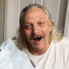 Gary Whitson's Instagram, Twitter & Facebook