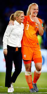 Preston was the stronghold of women's football in its early days, the famous dick. Afzwaaiende Wiegman Jaarsalaris Van Een Half Miljoen Bij Engeland Je Moet Niet Alles Geloven Nederlands Voetbal Ad Nl