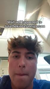 Julia Kyle's Instagram, Twitter & Facebook