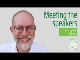 Amanda Spittle's Instagram, Twitter & Facebook