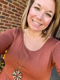 Hello everyone! My name is Hannah, and I'm the proud owner of Bello  Boutique! I started this boutique two years, initially as a side hustle,  but it quickly became much more than