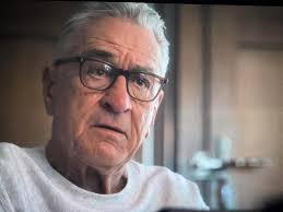 Kelly 何太- 在歐洲除了早餐之外，何帥幾乎午餐跟晚餐、宵夜，都一定會吃點心甜食，雖然我知道他屬螞蟻，但仍必須要...