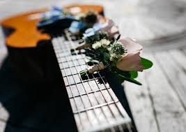 Koleksi lagu rock kapak malaysia volume 2. 45 Lagu Kahwin Khas Untuk Pengantin Baru