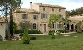 Epingle Par Dominique Courbon Sur Volshebnyj Provans Maison En Provence Belle Maison Jolie Maison