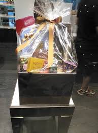Chocolate Gift Pack Picture Of Godiva Klcc Kuala Lumpur Tripadvisor
