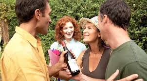 Check spelling or type a new query. Ospiti Da Amici Cosa Portare Soluzioni Di Casa