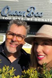 Queen Bee Cafe coming soon to Clyde Hill