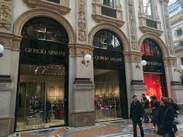 L'intento di mood management, agenzia di moda milano, è quello di rappresentare e promuovere artisti, intraprendendo con loro un percorso mirato ad. Simbolo Di Milano Con Le Sue Vetrine Della Grandi Case Della Moda E Ristoranti Raffinati Izobrazhenie Galleria Vittorio Emanuele Ii Milan Tripadvisor