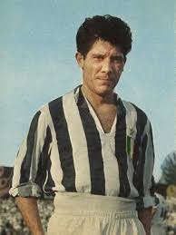 Omar Sívori with his 1961 Ballon d'Or