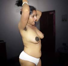 சொந்தகார ஆண்களுடன் கால் விரிக்கும் ஆபாசப்படங்கள்