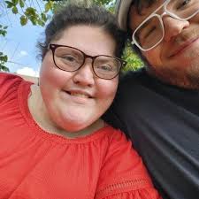 Keely Smith (@keely.smith.395) • Facebook