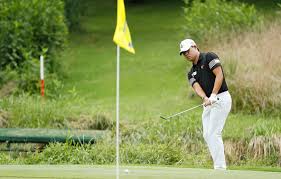 3 and had another tee shot lip out. Si Woo Kim Leads Wyndham Championship After 54 Holes Pro Golf Weekly