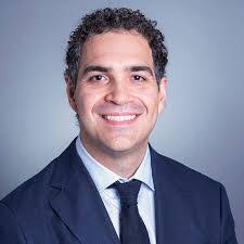 Kim Lagrange's Instagram, Twitter & Facebook