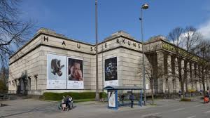 The haus der kunst is fascinating! Krise Am Haus Der Kunst In Munchen Woher Kommt Der Geldmangel Archiv