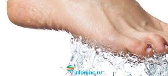 как избавиться от трещин на пятках с помощью глицерина Kak Sdelat Pyatki Gladkimi 10 Sposobov Izbavleniya Ot Treshin I Ogrubevshej Kozhi Zdorove Seldon Novosti