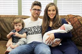 Jessa (duggar) seewald is the fifth of jim bob and michelle duggar's nineteen children. Jessa Duggar Seewald See Her First Family Photo With Newborn Son People Com