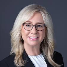 Lisa Tuset's Instagram, Twitter & Facebook