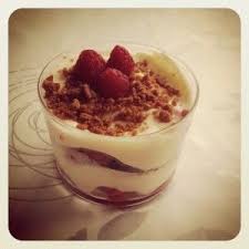 Une Recette De Verrine Framboise Fraise Et Speculoos Verrine Framboise Recette Tiramisu Nutella Recette Verrine