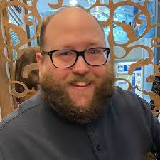 Charlie Connell's Instagram, Twitter & Facebook